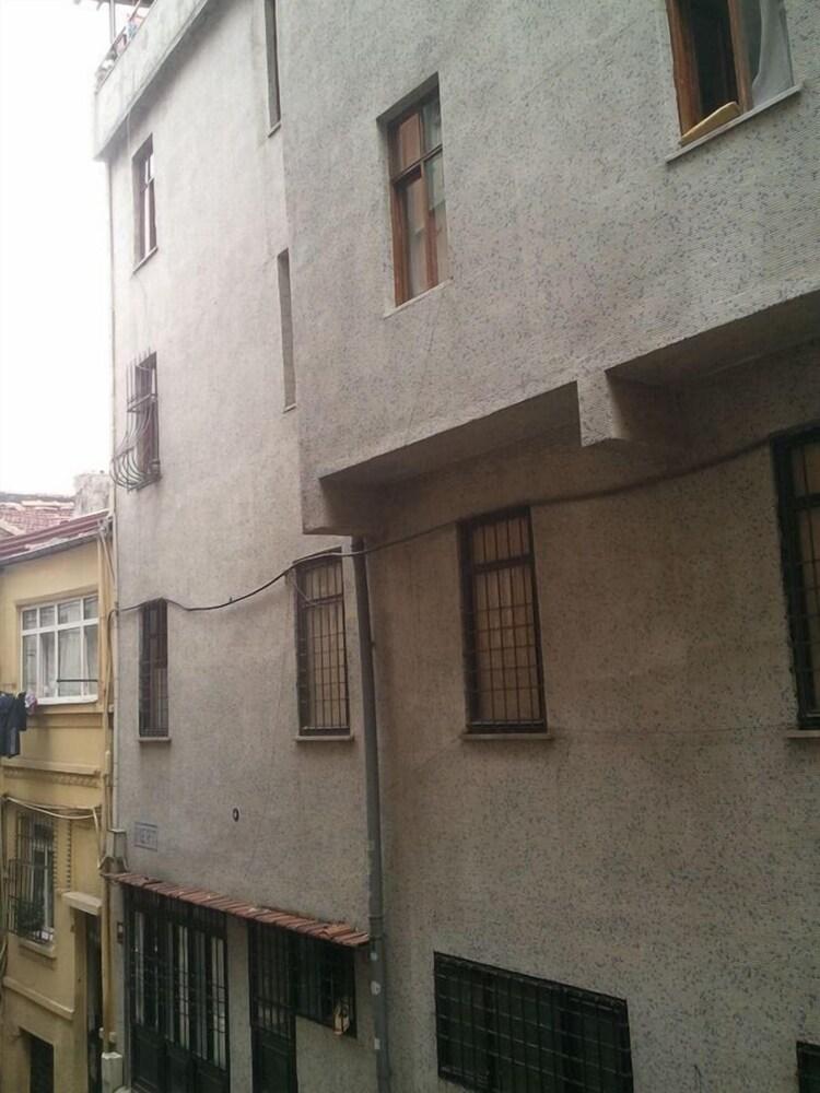 Nelly Guesthouse Istanbul Eksteriør billede